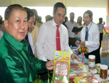 Đà Nẵng tham gia Hội chợ xúc tiến thương mại, du lịch tại Lào