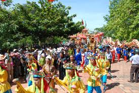 Bình Thuận họp báo công bố lễ hội Dinh Thầy Thím 2012 