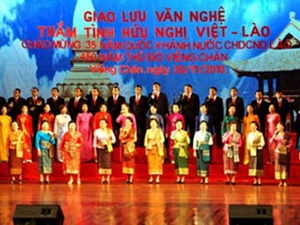 Ấn tượng và đặc sắc những ngày văn hóa Việt-Lào