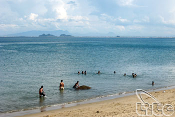 Đà Nẵng thí điểm tổ chức đón khách tham gia hoạt động thể thao biển