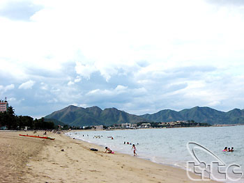 Lập đề án cải tạo, nâng cấp bãi biển Nha Trang (Khánh Hòa)