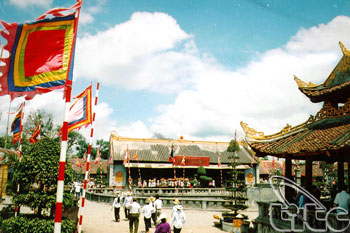 Khai thác, phát triển du lịch bền vững ở Nam Định