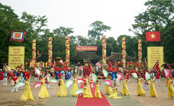 Lễ hội Lam Kinh 2013 sẽ được tổ chức theo nghi lễ truyền thống với nhiều hoạt động hấp dẫn