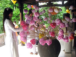 Thừa Thiên Huế thực hiện 5 nhiệm vụ trọng điểm phát triển du lịch trong năm 2013