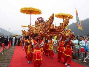 Quảng Ninh chính thức khai hội Xuân Yên Tử 2013