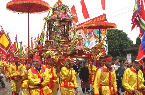Nam Định khai mạc Lễ hội Phủ Dày năm 2013