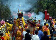 Lễ hội du lịch chùa Hương năm 2007: Có gì mới?