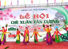 Lễ hội chè xuân Tân Cương