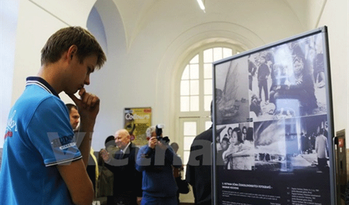 En République tchèque, une expo sous forme de regards croisés avec le Viet Nam