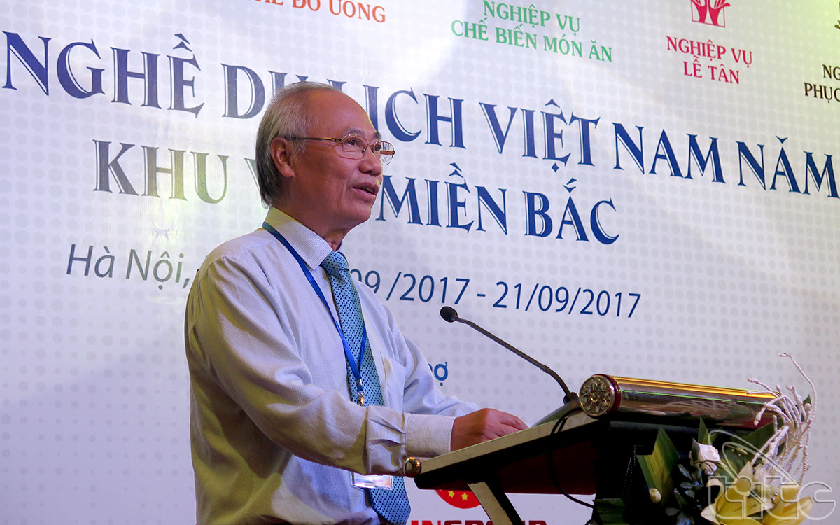 Ông Vũ Thế Bình - Phó Chủ tịch thường trực Hiệp hội Du lịch Việt Nam phát biểu tại lễ khai mạc