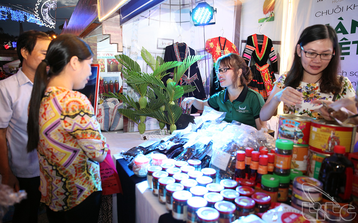 Khách sạn Mường Thanh Lai Châu tham gia Liên hoan với nhiều đặc sản của địa phương