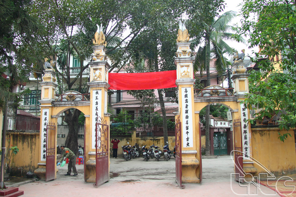 Lễ hội đình Bái Ân