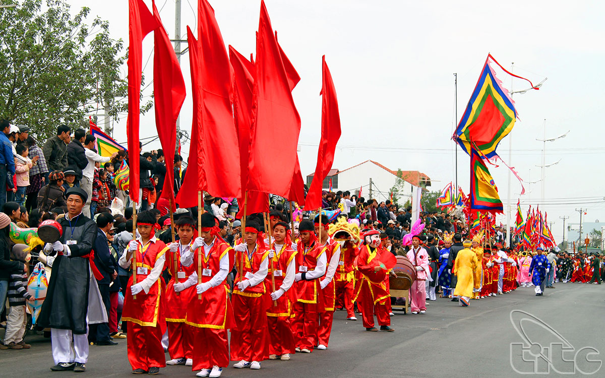 Lễ hội đình Nhật Tân được diễn ra tại đình Nhật Tân địa chỉ số 401 đường Âu Cơ, phường Nhật Tân, quận Tây Hồ, Hà Nội