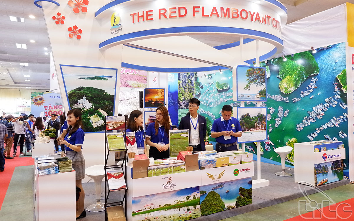 Booth of Hai Phong’s Department of Tourism