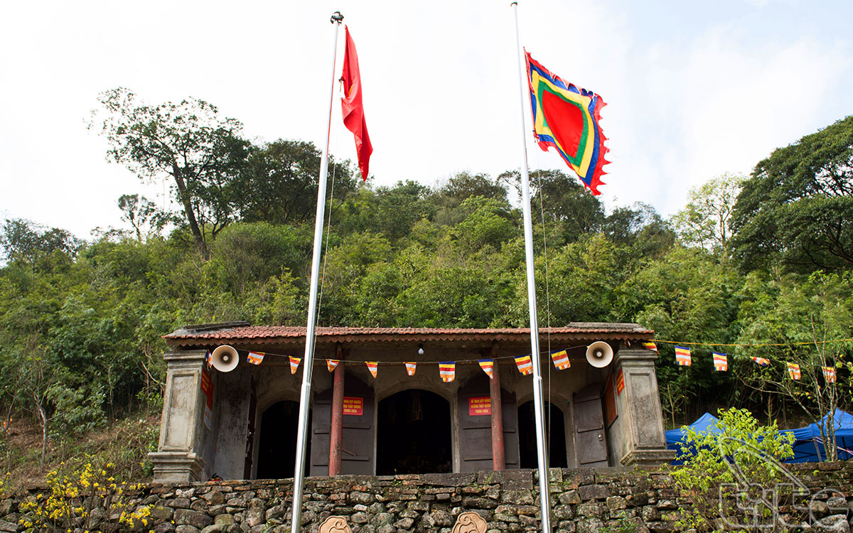 Nhà Tổ thờ Tam Tổ Trúc Lâm nơi trở thành thánh địa của thiền phái Trúc Lâm