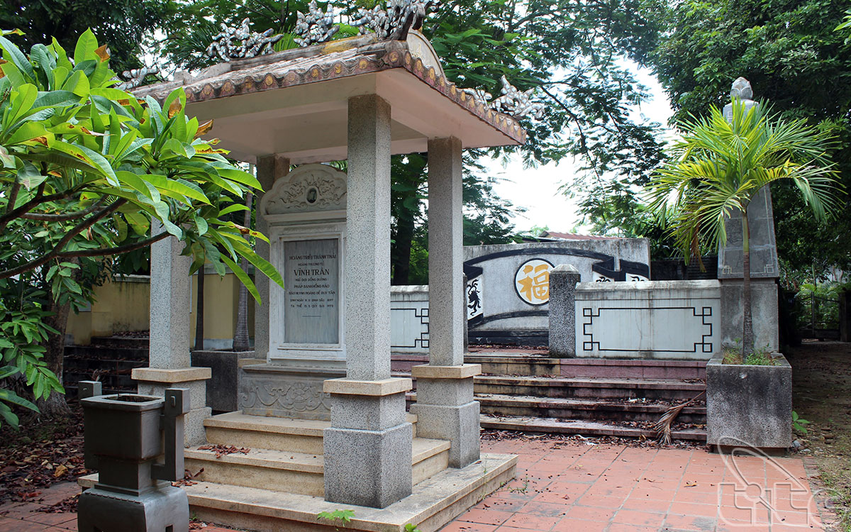 Khu lăng mộ vua Thành Thái