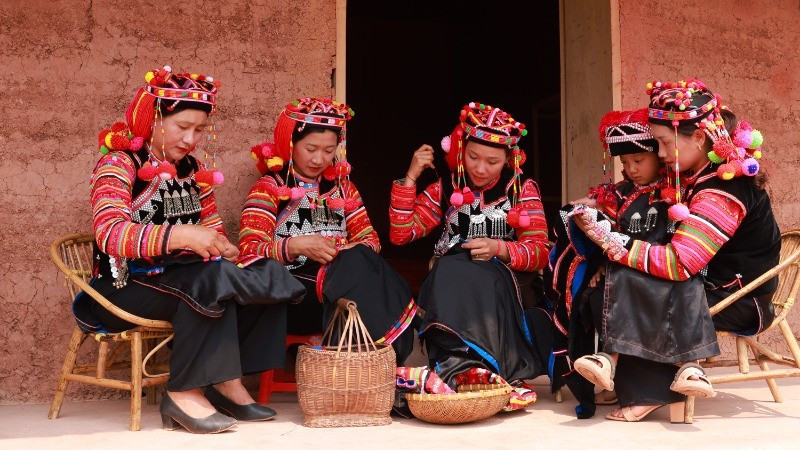 Ha Nhi ethnic women preserve the cultural soul and promote community-based tourism in Sin Thau 