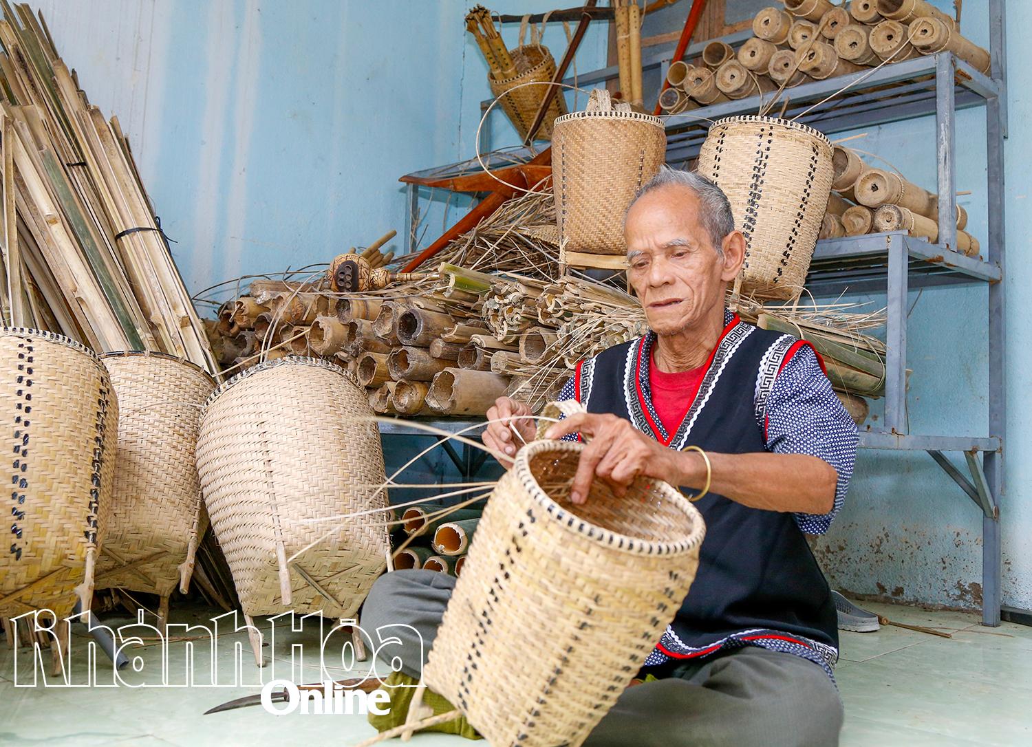Preserving source of tradition of Raglai people in Khanh Hoa