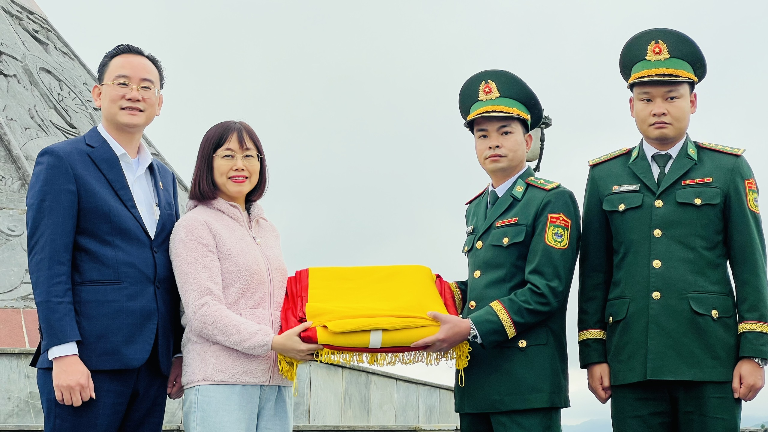 Cục Du lịch Quốc gia Việt Nam khảo sát thực tế du lịch cộng đồng vùng Đồng Văn - Tuyên Quang