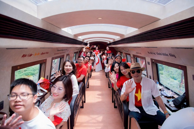 Hà Nội đánh thức tiềm năng du lịch đường sắt