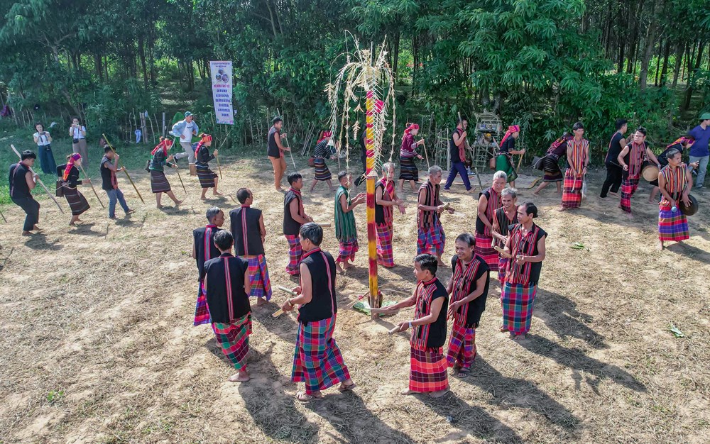 Văn hóa Bru - Vân Kiều: Nền tảng cho phát triển du lịch cộng đồng