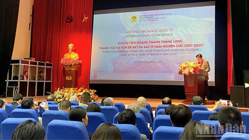 Conference reviews 15 years of research on Thang Long Imperial Citadel