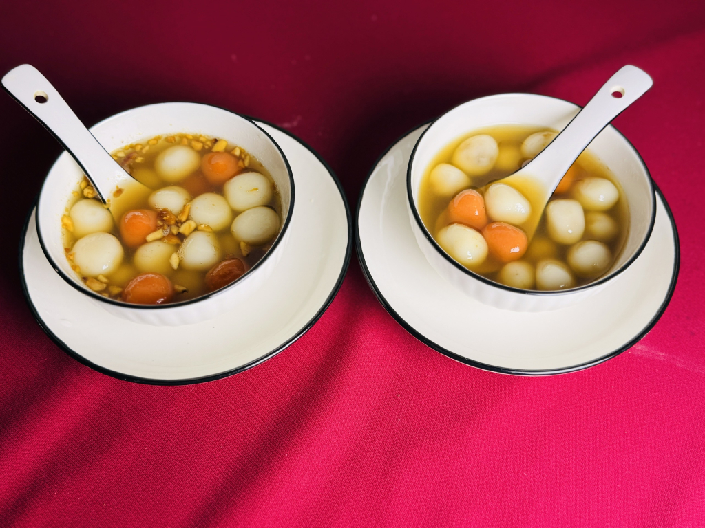 Coóng phù - hương mùa đông len lỏi khắp phố núi Cao Bằng