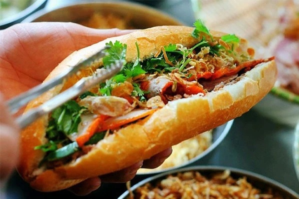 CNN names Vietnamese Bánh Mì among world’s best sandwiches