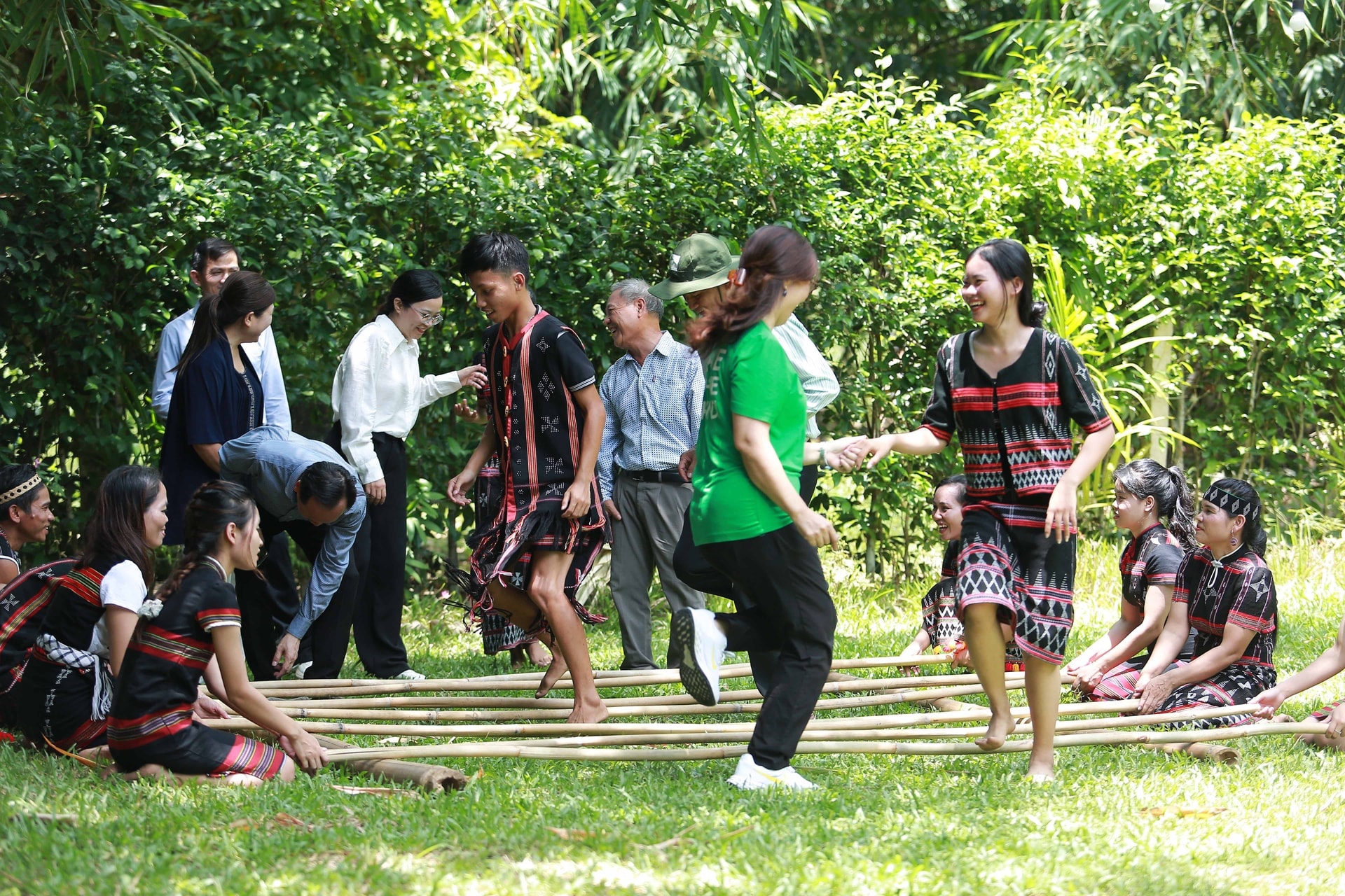 Da Nang advances community-based sustainable tourism in Cu De River basin