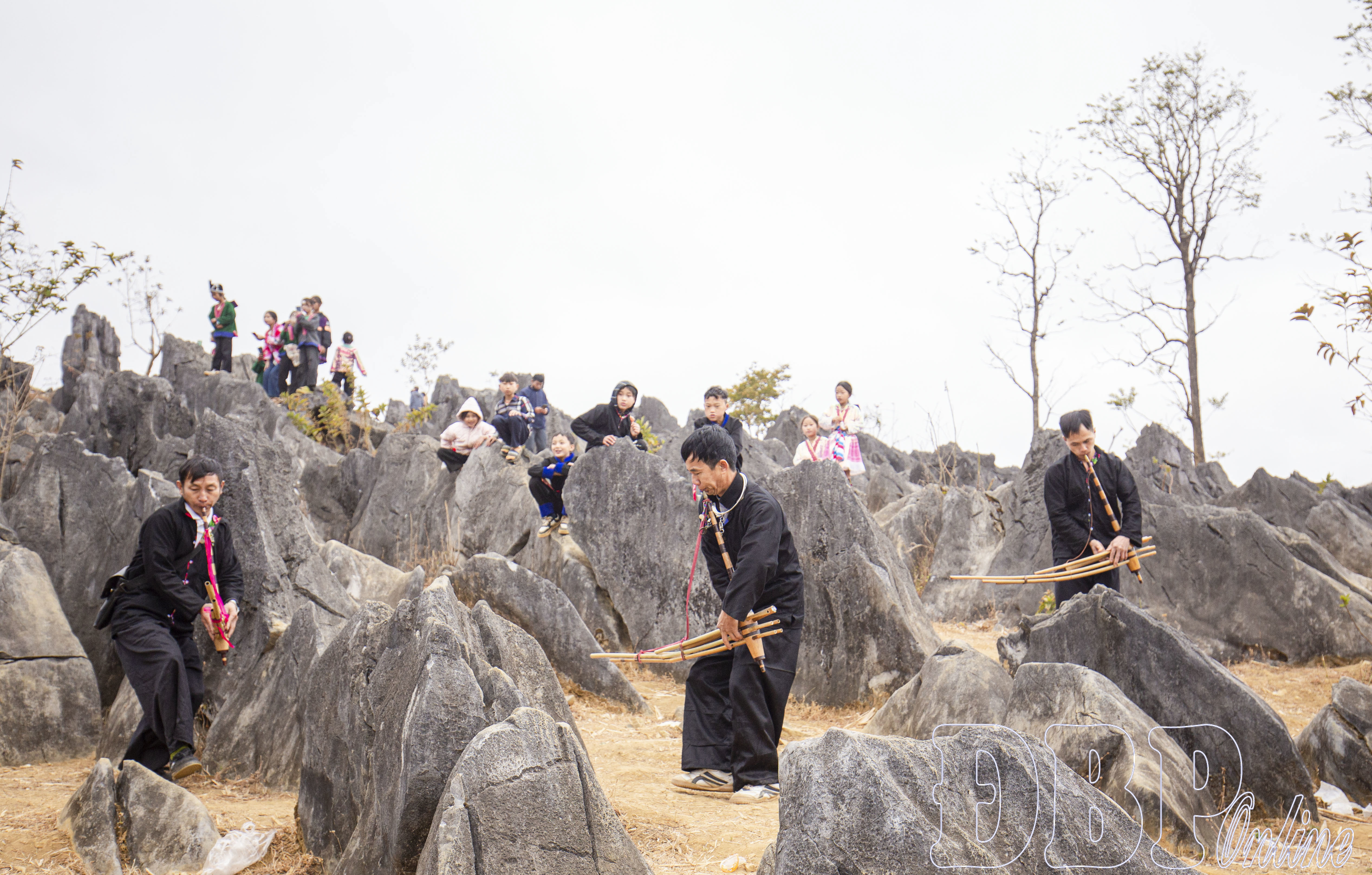 Tiếng khèn trên núi đá ở Điện Biên