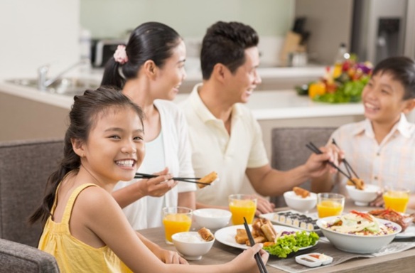 Hưởng ứng Cuộc thi viết “Bữa cơm gia đình ấm áp yêu thương” kỷ niệm 25 năm Ngày Gia đình Việt Nam