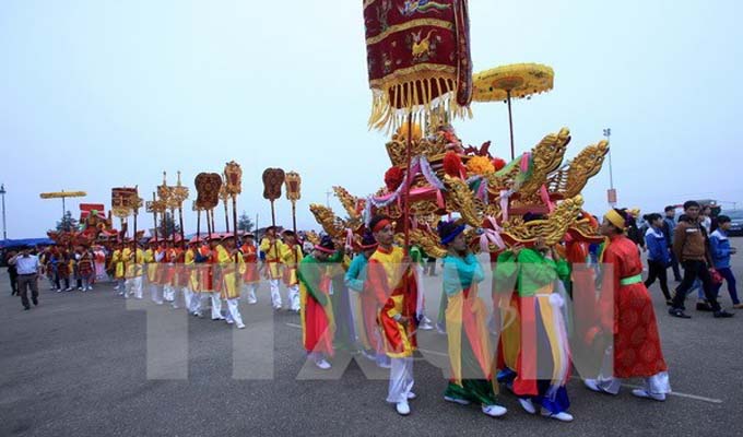 宗教文化旅游广受游客欢迎