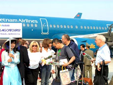Overseas Vietnamese in France to help boost Vietnamâ€™s tourism 