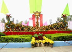 Largest tray of fruit made for Lunar New Year Festival