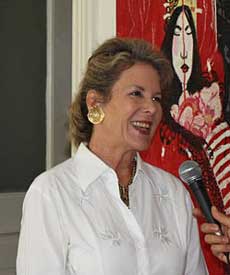 The American women of Hanoi as the palm 
