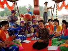Midlandâ€™s â€œXoan Singingâ€ introduced to foreign diplomats 