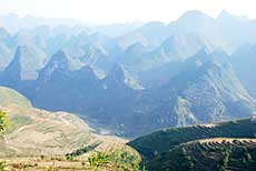 Ha Giang posses way to Heaven's Gate 