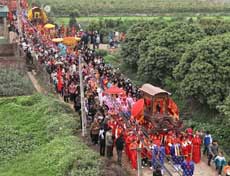 Hai Ba Trung Temple Festival