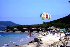 Sea Festival in tribute to Truong Sa (Spratly) Islands