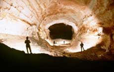 Photo exhibition on â€œVietnam's world heritageâ€
