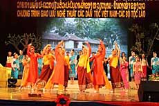 Vietnam, Laos host cultural exchange programme 