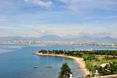 Central coastal city draws Russian tourists 