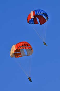 Da Nang to host International Paramotor Competition 2012 