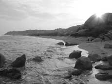 Thit Beach appealing to tourists