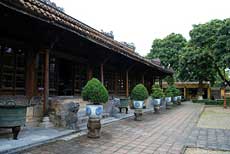 Restored Hue palace opens for public 