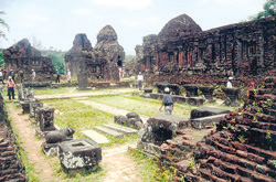 Le Vietnam célèbre son patrimoine culturel