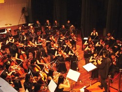 Quatre cÃ©lÃ©britÃ©s de la musique en concert Ã  Hanoi