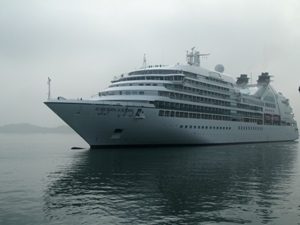 PremiÃ¨re excursion transvietnamienne du Bremen
