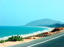 Un journal russe loue la plage de Mui Ne