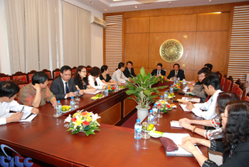 Le secrétaire général de l'Organisation mondiale du Tourisme au Vietnam